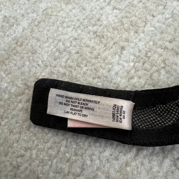 Vintage Y2K 2002 Victoria’s Secret Black Lace Bra 34C - Picture 7 of 7